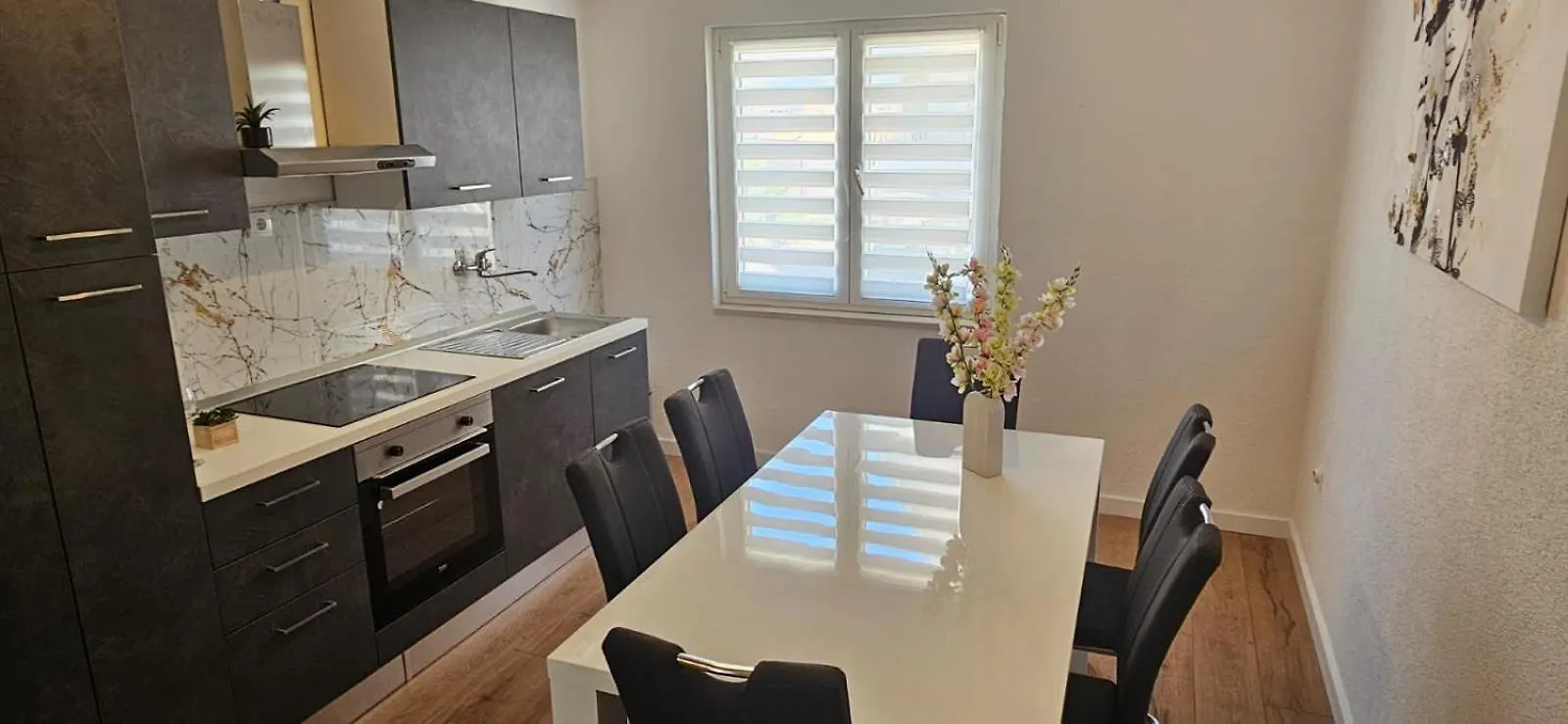 Apartman Mia With Pool1 Split Lägenhet