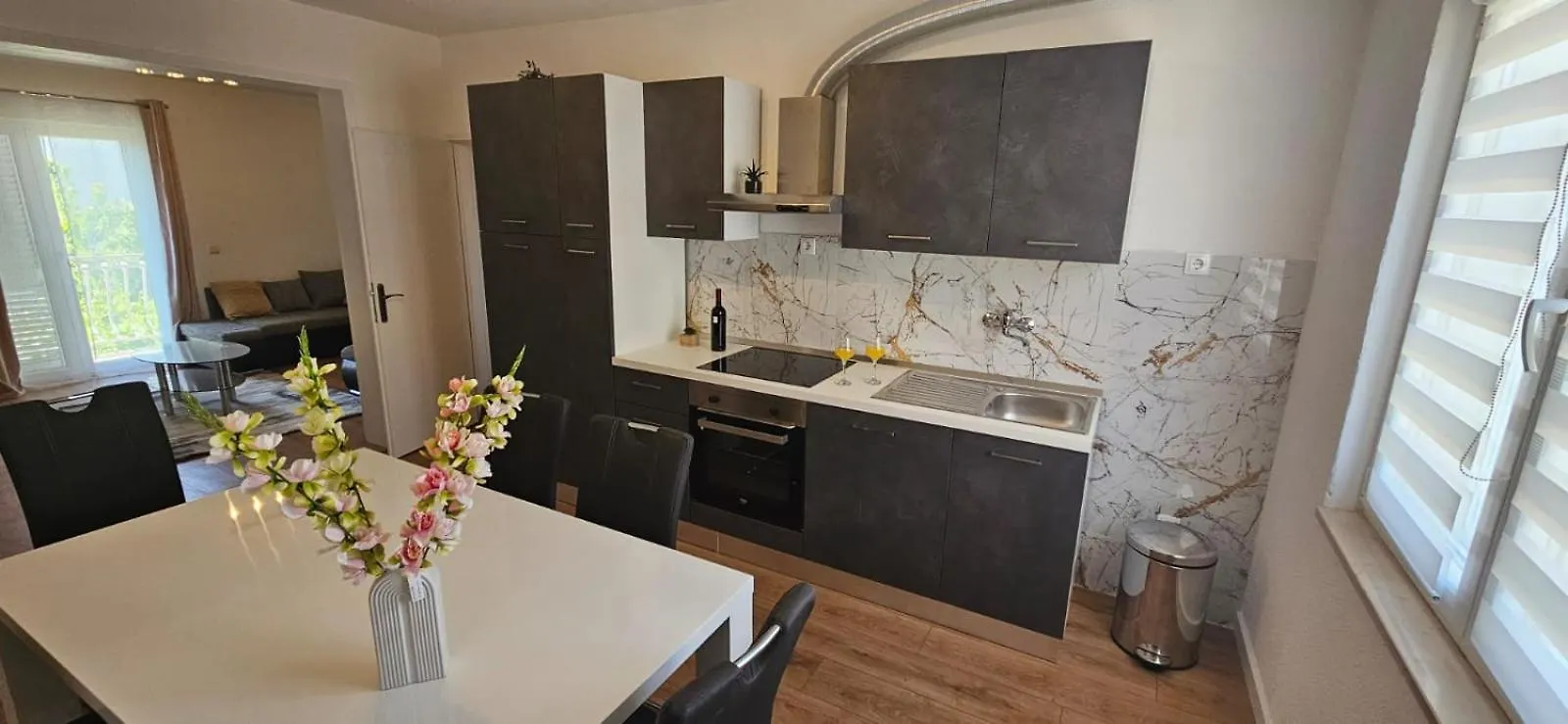 Apartman Mia With Pool1 Split Apartment